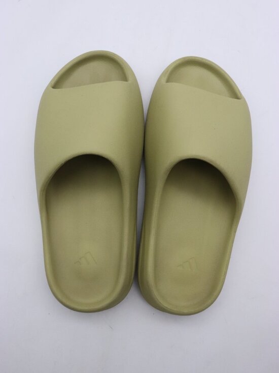 Sandals_&_Flip_Flops